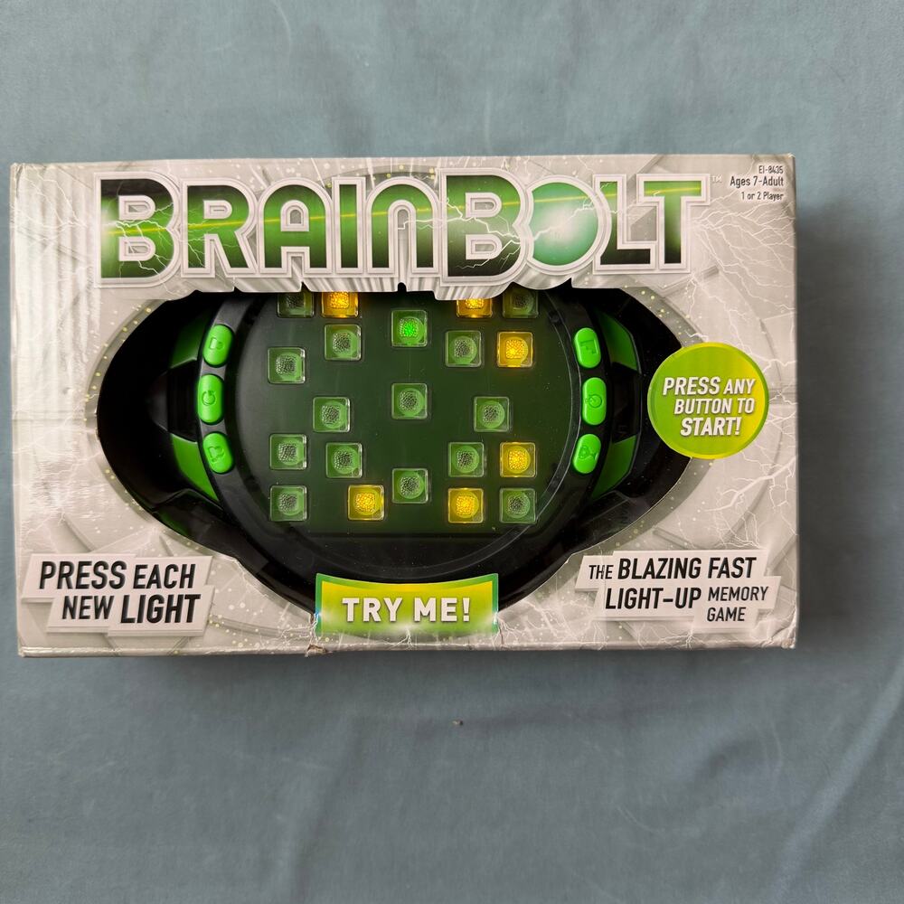 BrainBolt Blazing Fast Light-Up Memory Game Educational Insights Ages 7+‎ Gift